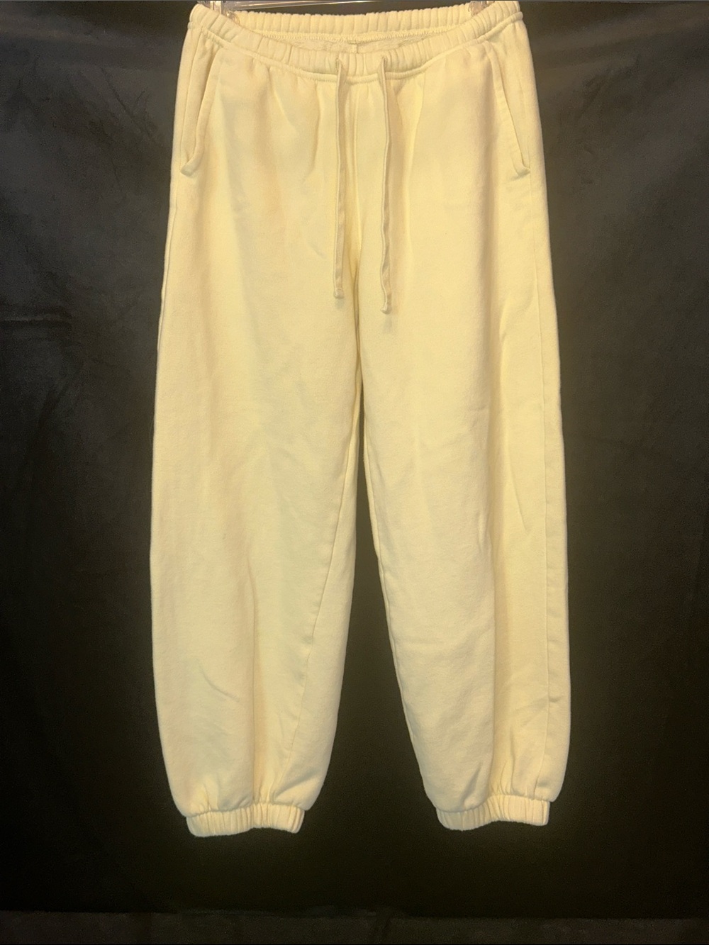 Hollister XXS Short Yellow Sweatpants
